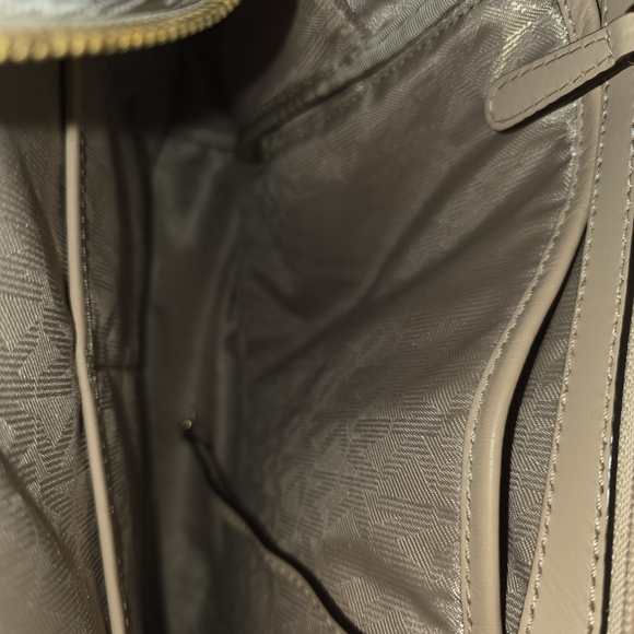 Michael Kors Beige and Gold Women's Backpack and Wallet Set - Picture 3 of 14